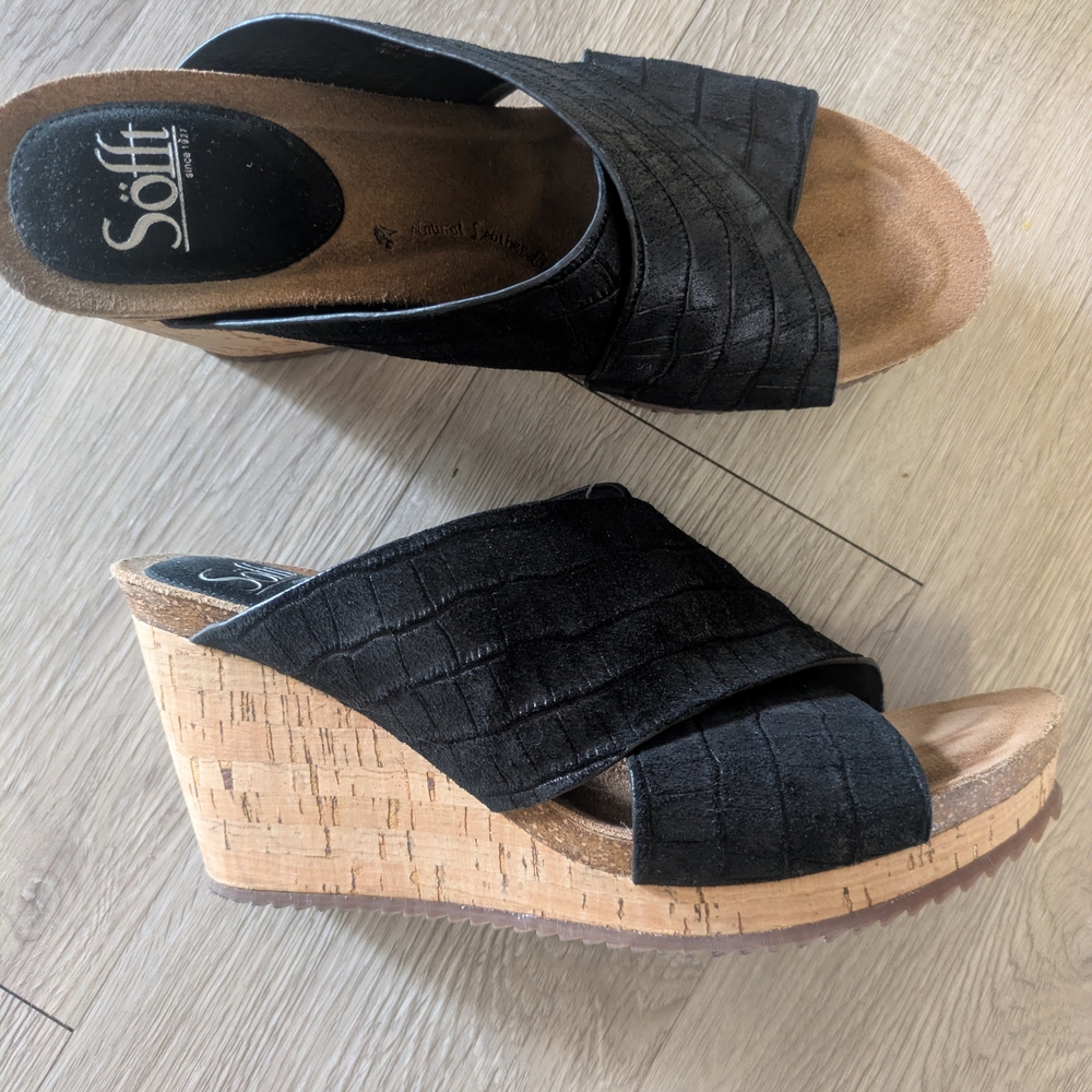 Sofft Black Wedge Sandals